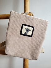 Kép betöltése a galériamegjelenítőbe: Házi kedvenc hímzések - táskával