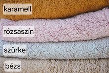 Kép betöltése a galériamegjelenítőbe: Teddy babapólya/takaró