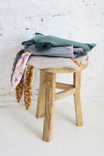 Kép betöltése a galériamegjelenítőbe: Baba törölköző - mintás