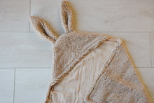 Kép betöltése a galériamegjelenítőbe: Teddy babapólya/takaró