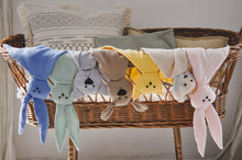 Kép betöltése a galériamegjelenítőbe: Szundikendő - Nyunyóka