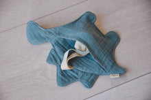 Kép betöltése a galériamegjelenítőbe: Cumitartó